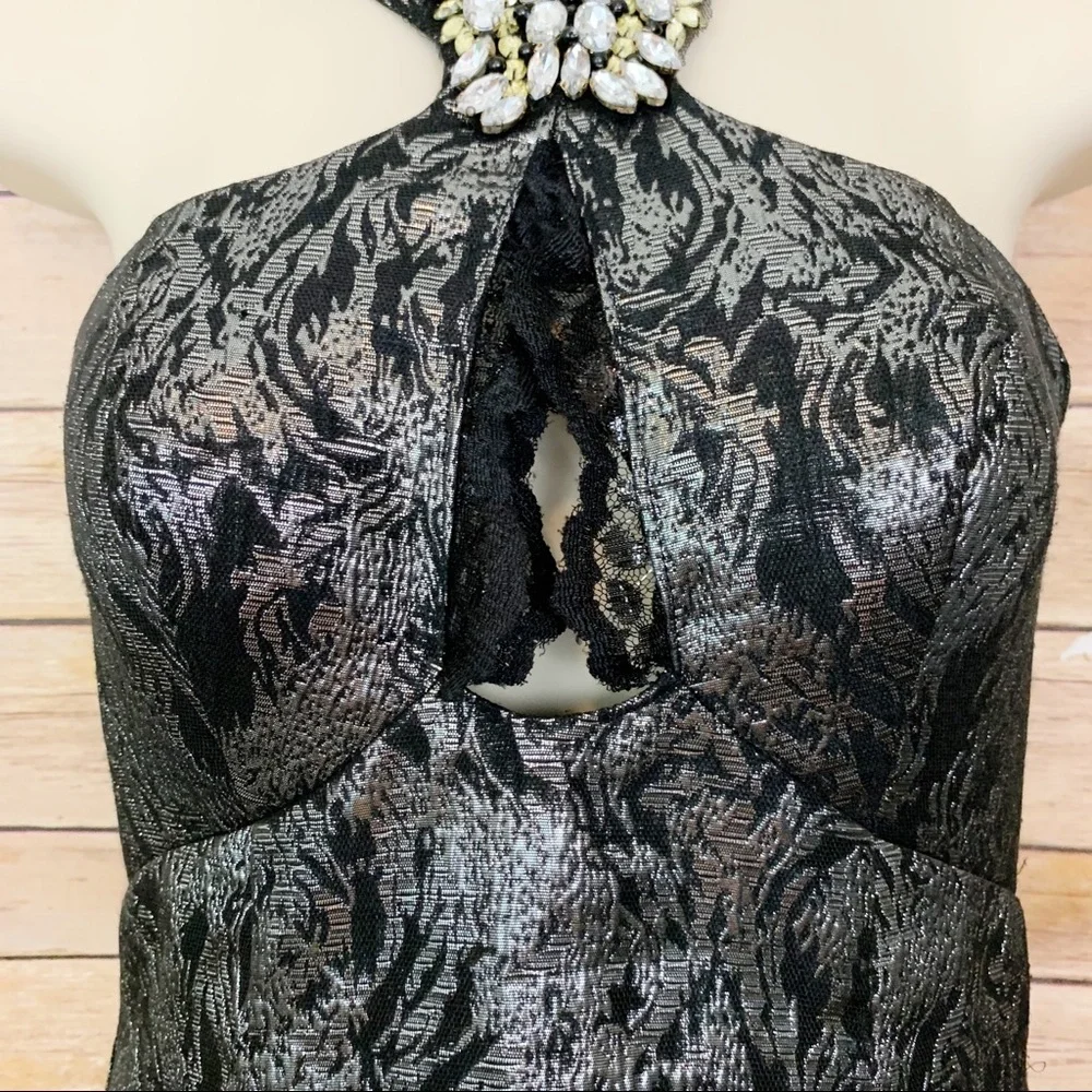 Dave & Johnny Silver Black Jeweled Halter Cocktail Short Dress Prom Formal Vegas